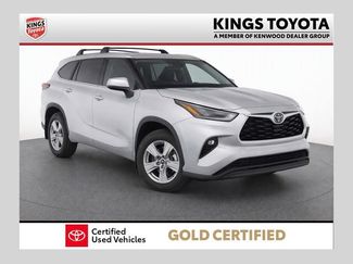 Used 2024 Toyota Highlander LE AWD/4WD video 1