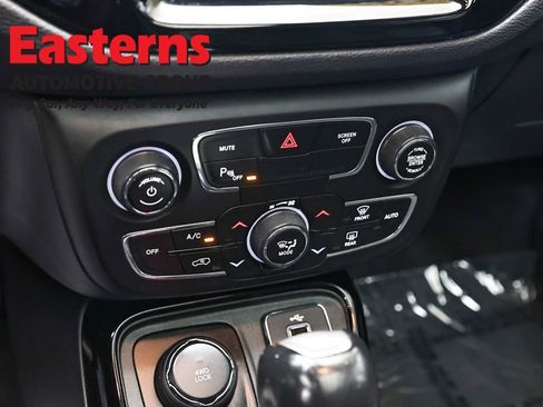 Used 2018 Jeep Compass Limited w/ Navigation Group AWD/4WD image 20