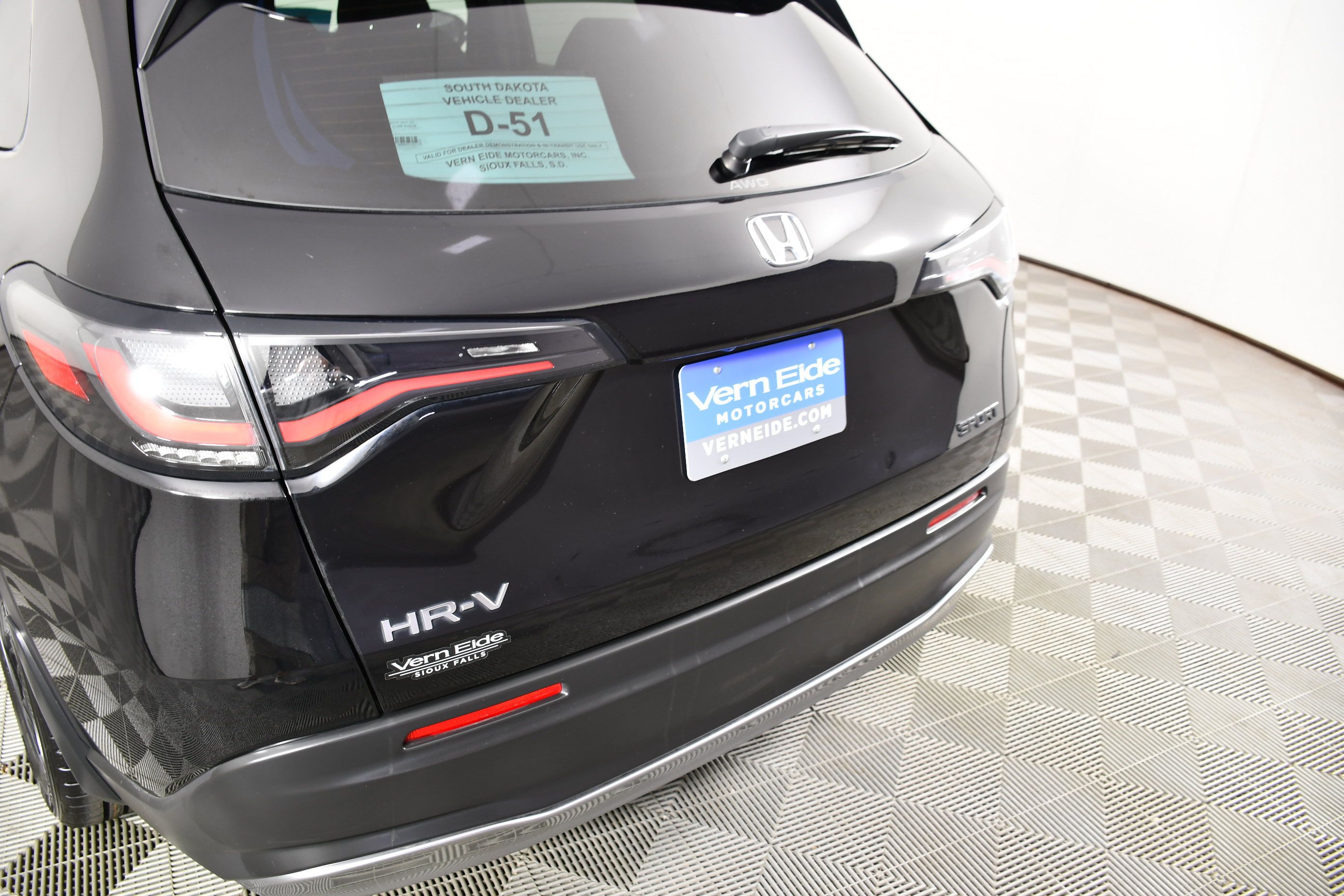 Certified 2025 Honda HR-V Sport image 15