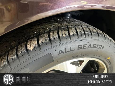 Used 2023 Ford Escape ST-Line Elite w/ Premium Technology Package AWD/4WD image 29