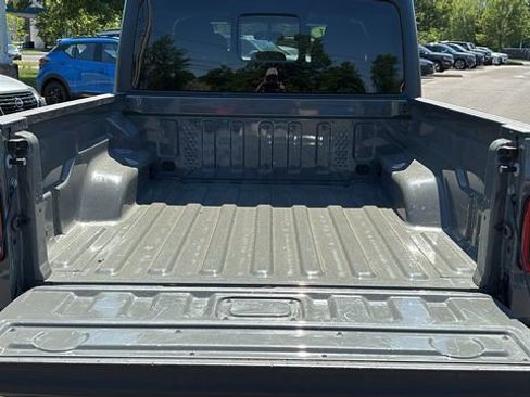 Used 2021 Jeep Gladiator Sport AWD/4WD image 25
