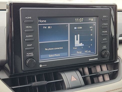 Used 2022 Toyota RAV4 XLE image 16