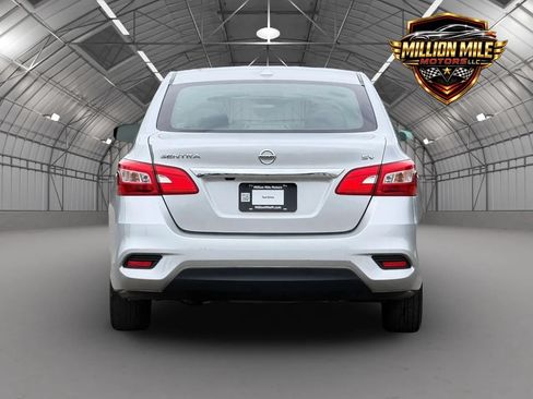 Used 2019 Nissan Sentra SV FWD image 4