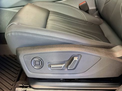 New 2026 Audi Q3 quattro 2.0T AWD/4WD image 18