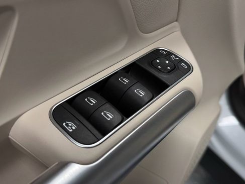 Used 2023 Mercedes-Benz GLA 250 4MATIC image 17