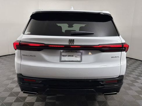 New 2026 Buick Enclave Sport Touring w/ Power Package image 9