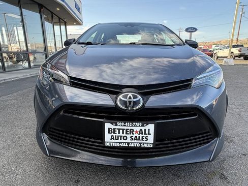 Used 2019 Toyota Corolla LE FWD image 3