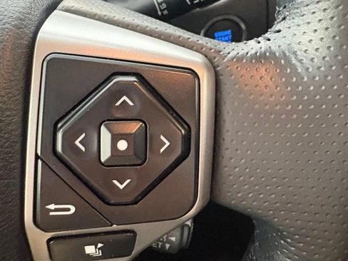 Used 2023 Toyota 4Runner SR5 Premium w/ Moonroof Package RWD image 20