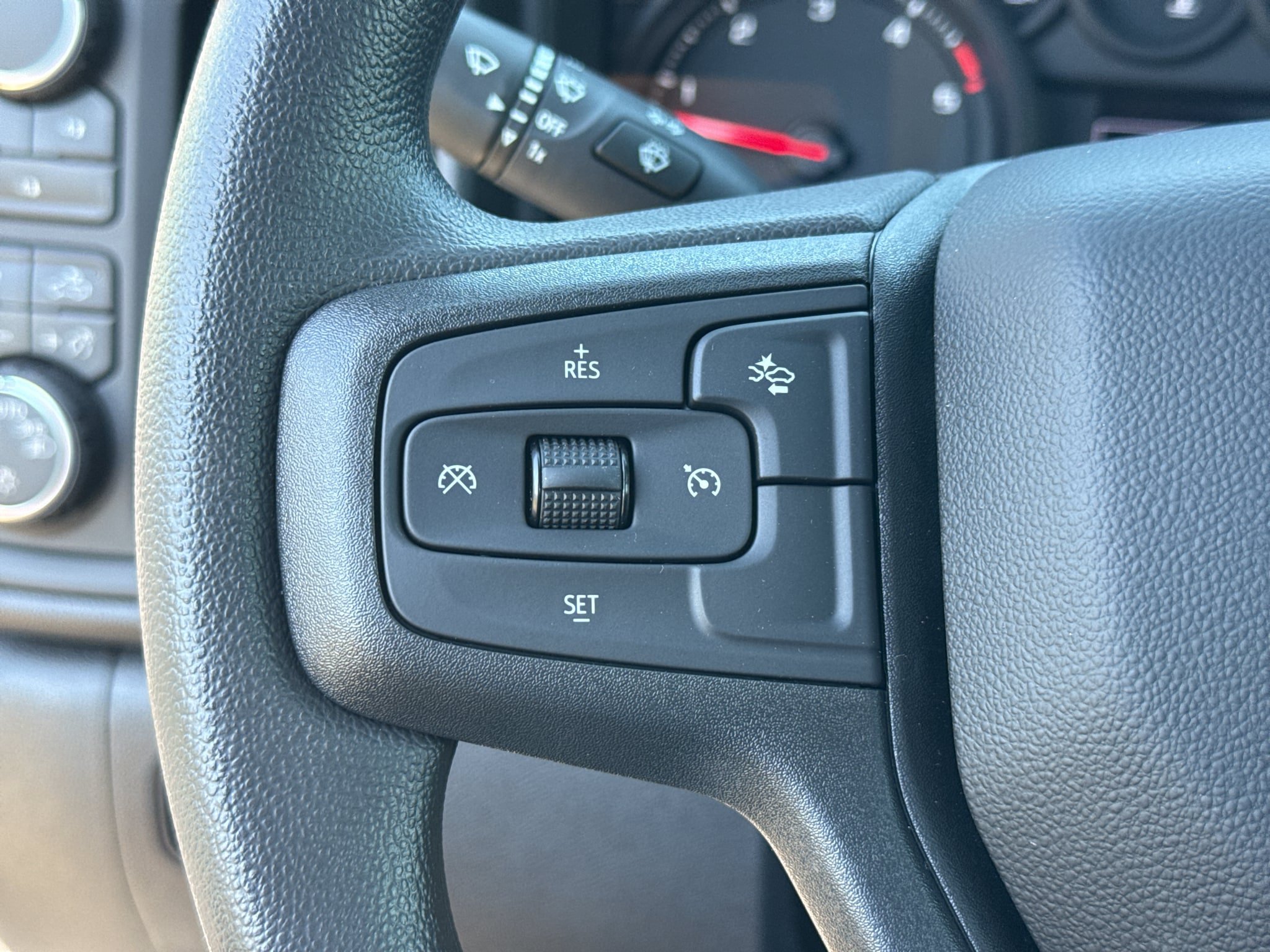 New 2026 Chevrolet Silverado 2500 Custom w/ Custom Value Package AWD/4WD image 15
