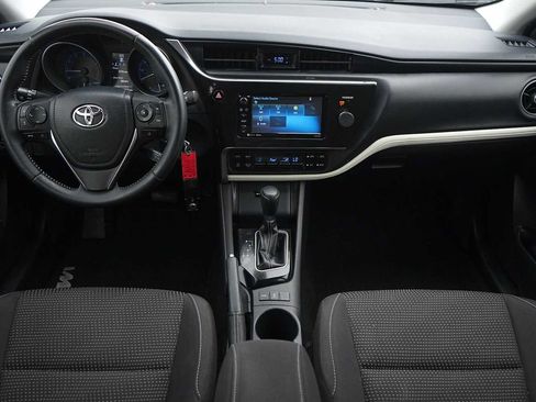 Used 2018 Toyota Corolla iM FWD image 10