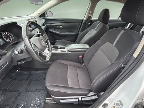 Used 2024 Nissan Sentra SV w/ All-Weather Package image 18