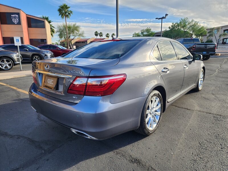 Used 2012 Lexus LS 460 AWD w/ Comfort Pkg image 3