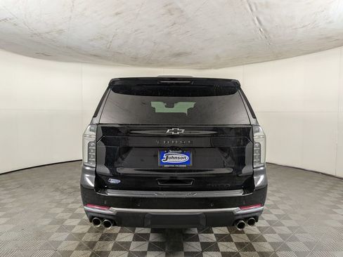 Used 2025 Chevrolet Tahoe Premier AWD/4WD image 9