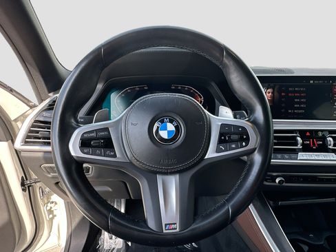Used 2023 BMW X5 xDrive40i w/ M Sport Package AWD/4WD image 11