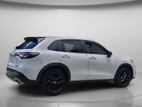 Certified 2024 Honda HR-V Sport image 7