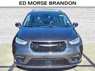 Used 2021 Chrysler Pacifica Touring-L w/ Uconnect Theater Family Group video 2