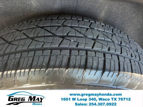 Used 2020 Chevrolet Traverse LT FWD image 11