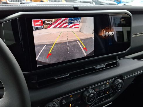 New 2026 Jeep Wrangler Unlimited Sahara AWD/4WD image 13