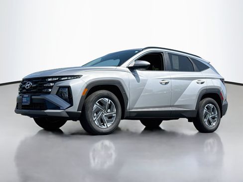 Certified 2025 Hyundai Tucson Blue AWD/4WD image 3