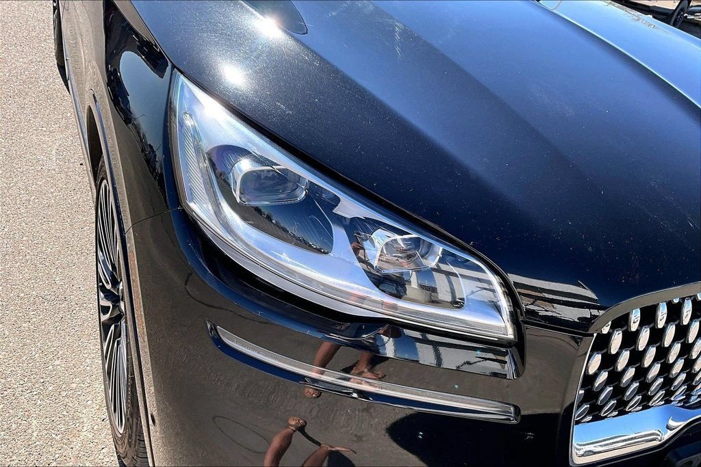 Used 2022 Lincoln Aviator Black Label w/ Dynamic Handling Package AWD/4WD image 30
