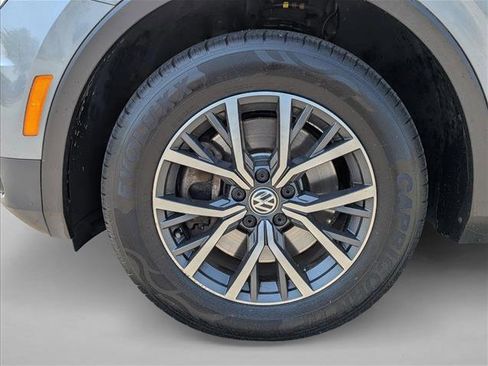 Used 2019 Volkswagen Tiguan S FWD image 9