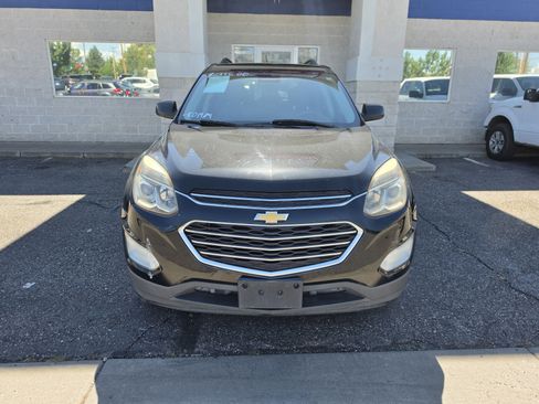 Used 2017 Chevrolet Equinox LT w/ Convenience Package FWD image 2