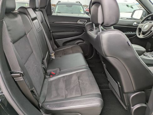 Used 2022 Jeep Grand Cherokee Laredo X image 24