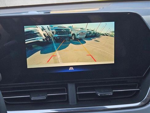 New 2026 Chevrolet Trax LT w/ LT Convenience Package image 13