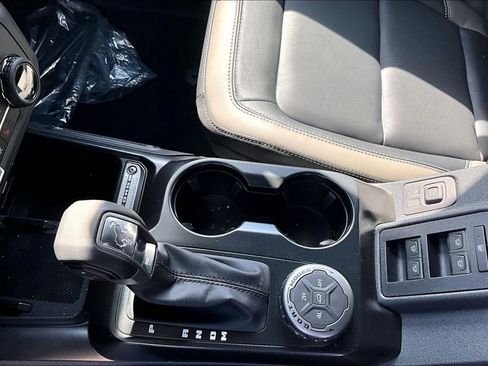 New 2026 Ford Bronco Outer Banks AWD/4WD image 8