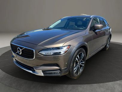 Used 2018 Volvo V90 T5 Cross Country w/ Convenience Package