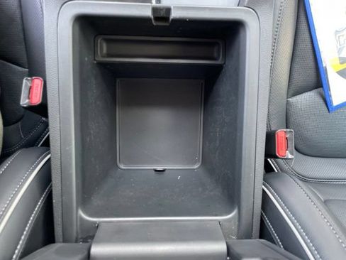 Used 2023 Honda Pilot Elite image 12