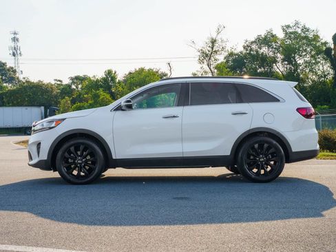 Used 2020 Kia Sorento S FWD image 4