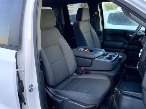Used 2024 GMC Sierra 1500 Pro w/ Pro Value Package RWD image 9