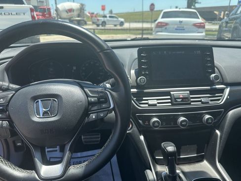 Used 2022 Honda Accord Sport Special Edition image 12