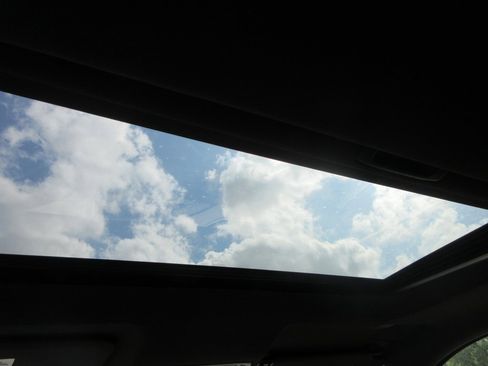 New 2026 GMC Sierra 1500 SLT w/ SLT Premium Plus Package image 17