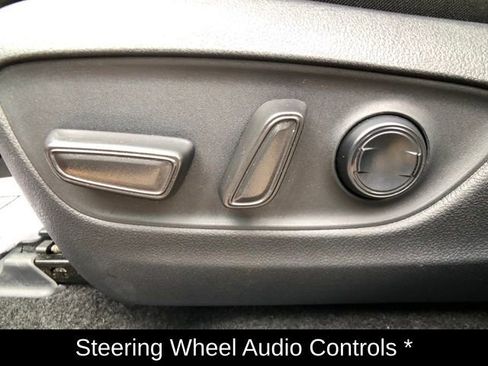 Used 2025 Toyota RAV4 XLE image 12