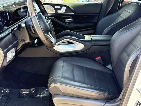 Used 2023 Mercedes-Benz GLS 580 4MATIC image 25