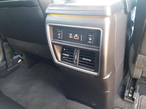 Used 2022 Nissan Murano Platinum w/ Cargo Package image 15