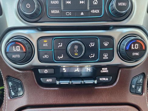 Used 2018 Chevrolet Tahoe Premier image 18