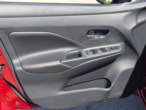 Used 2025 Nissan Versa SR w/ Trunk Package FWD image 18