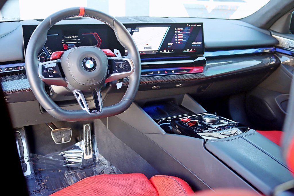 Used 2025 BMW M5 w/ Carbon Package AWD/4WD image 57