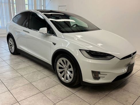 Used 2016 Tesla Model X 75D AWD/4WD image 1