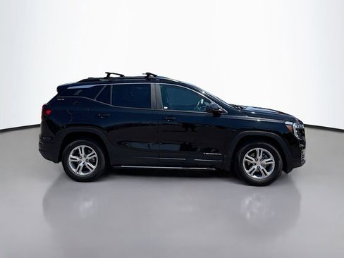 Used 2023 GMC Terrain SLE w/ Driver Convenience Package FWD image 8