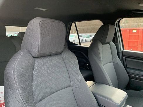 Used 2025 Toyota 4Runner SR5 image 18