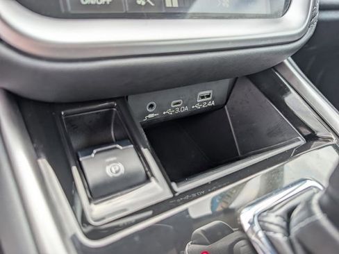 Certified 2025 Subaru Legacy Limited w/ Popular Package #2 image 29