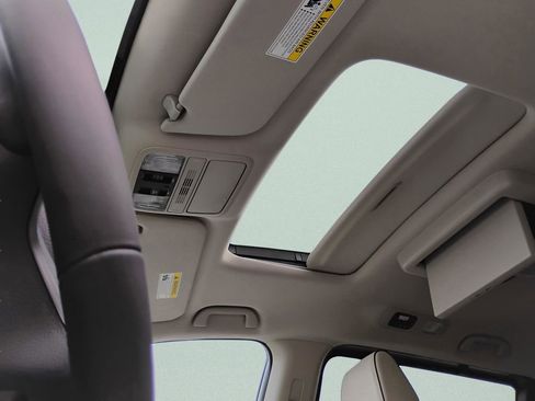 New 2026 Honda Odyssey Touring image 28