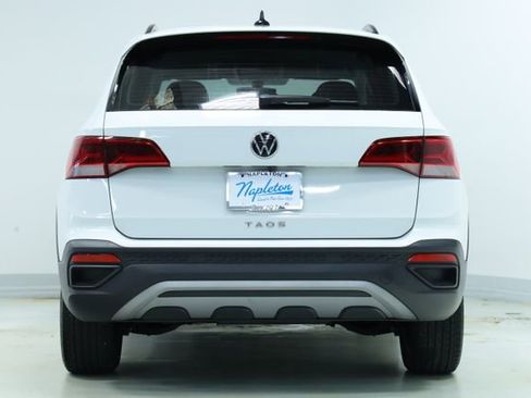 Certified 2023 Volkswagen Taos S image 7