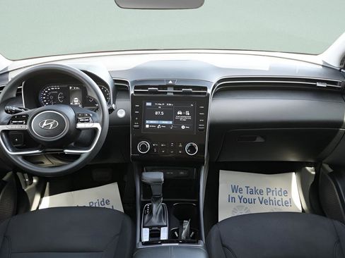 Certified 2022 Hyundai Tucson SEL AWD/4WD image 16