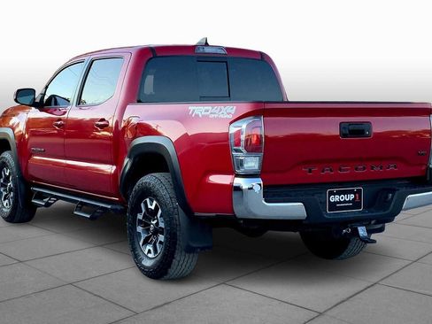 Used 2022 Toyota Tacoma TRD Off-Road image 11