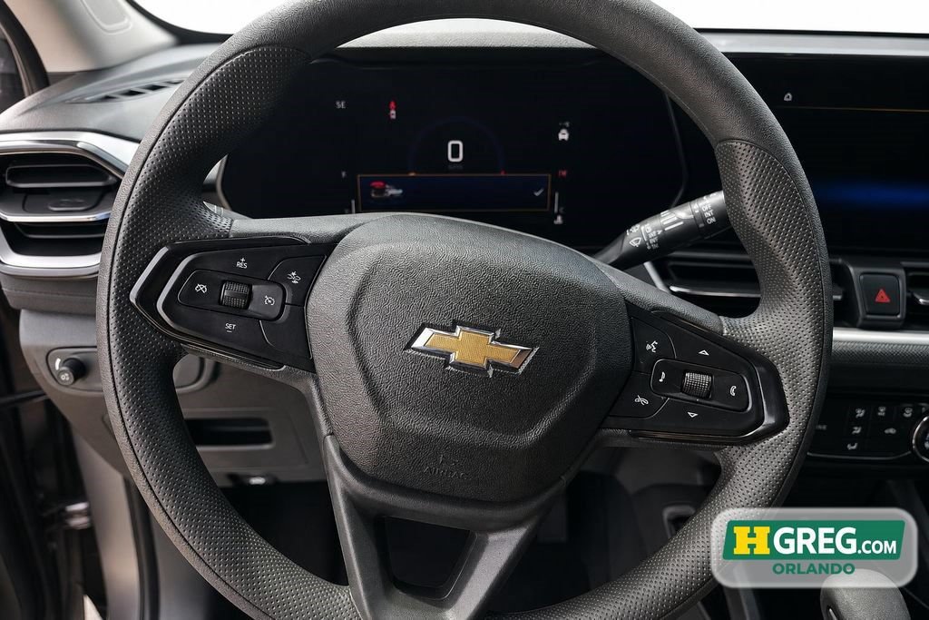 Used 2025 Chevrolet TrailBlazer LS FWD image 11